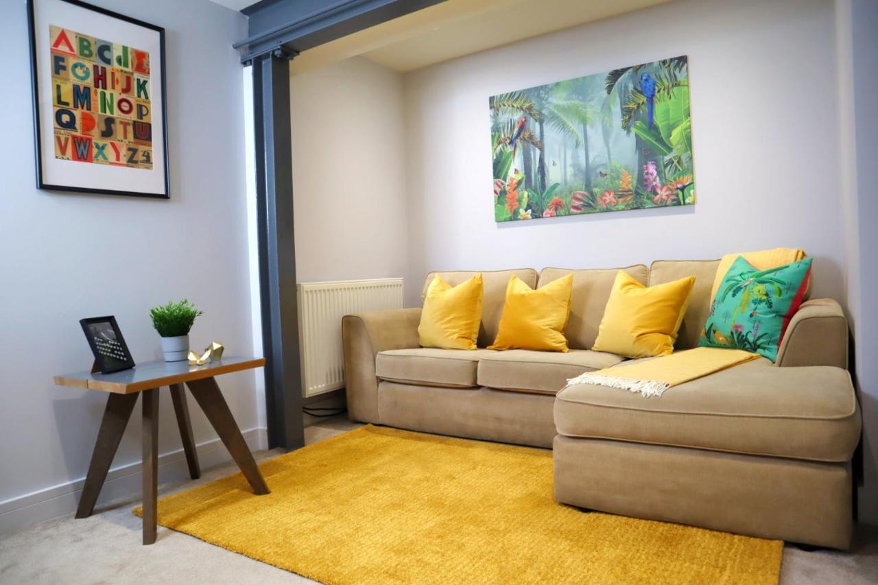 Trendy Urban Industrial Apartment - Great Location - Parking - Fast Wifi - Smart Tv - Beautiful 2 Double Bedroom Apartment Sleeps Up To 4! Bournemouth Luaran gambar